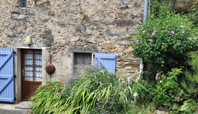 Thyme Holiday home, Lovely converted Pigeonnier, self-catering holidays, Tarn,