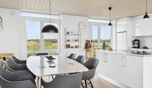 "Thyra" - 700m from the sea by Interhome