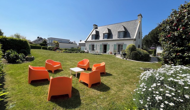 Ti Bot Scave - Family House since 1974 - Cruckin Beach 900m away.