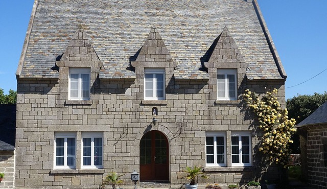 Ti braz 230 square meters large house near the sea bai de bouarnenez