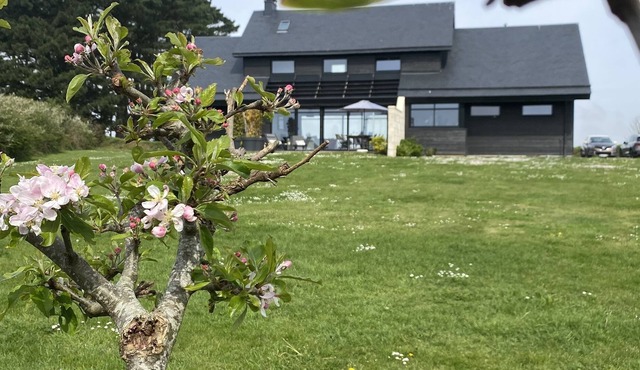 TI DU, 4* villa with panoramic view 8/10 people