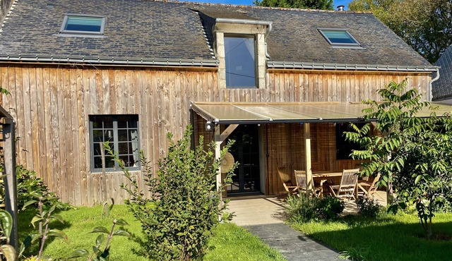 Ti Koad, Longère Rénovée à la Campagne, à 5 Minutes de la mer