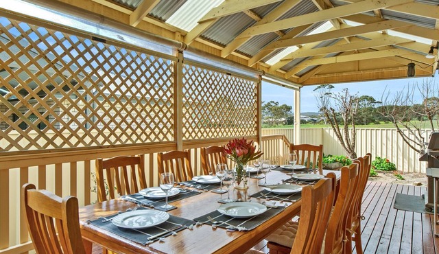 Ti Na Mara - 20 Resolute Avenue, Normanville