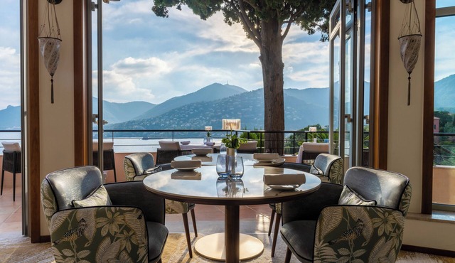 Tiara Miramar Beach Resort