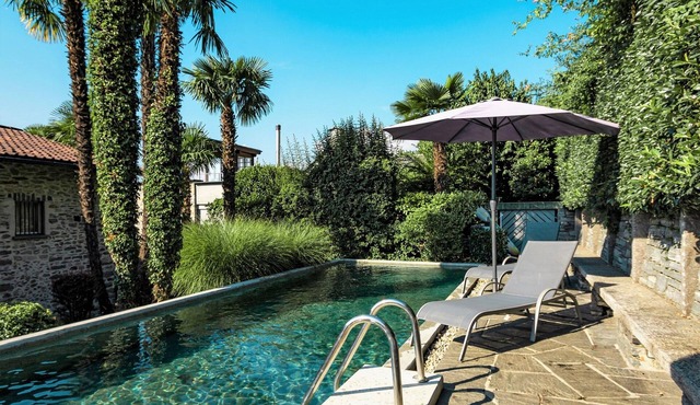 Ticino holiday house with private pool and large garden, panoramic view