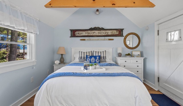 Ticket Office: Traveler’s Quaint Coastal Retreat