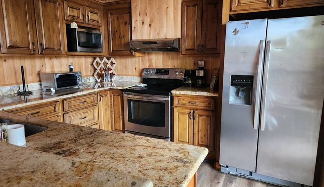 Tickfaw River House - sleeps 8- has 5 beds