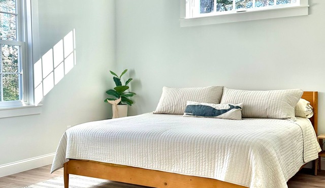 Tidal Cottage on Partridge Cove. Close to Acadia & Lamoine Beach!