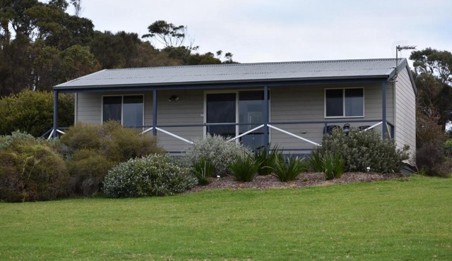 Tidal Dreaming Seaview Cottages
