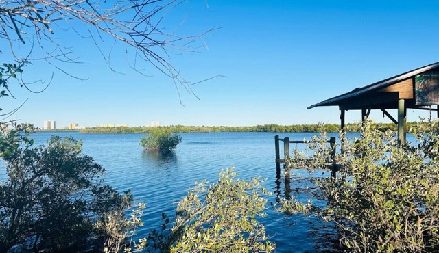 Tidal Mist Cottage on the River