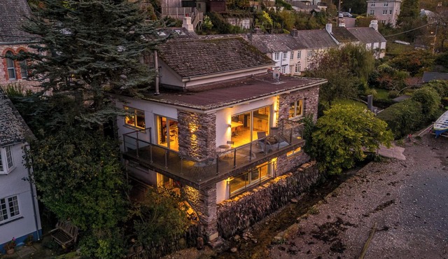 Tidal Waters | Contemporary Living | Noss Mayo