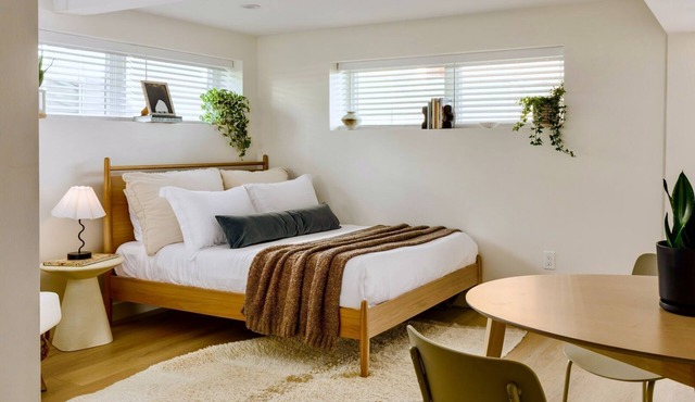 Tide House - Unit E | Seaside Studio w/Parking