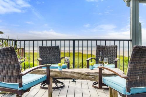 Tide Pool Town Home, Entire House, Amazing Views!