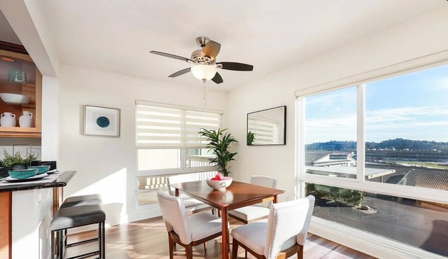 Tide & Turf - Racetrack, Ocean Views from this Fabulous Condo