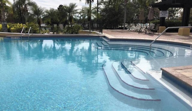 Tideview 20 · Walk TO Convention! Near Universal & Disney