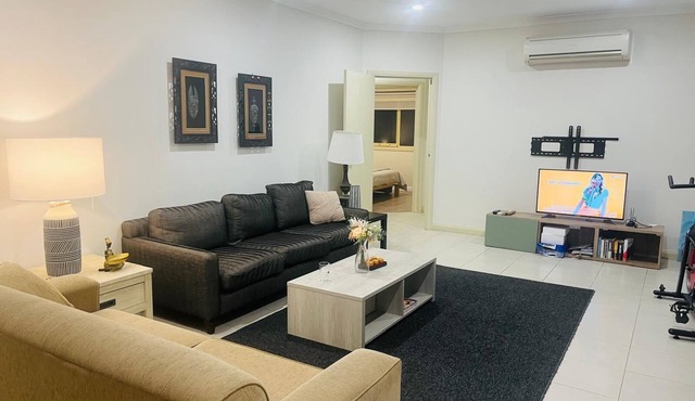 Tidy Room with a own toilet/bath - Mulgrave