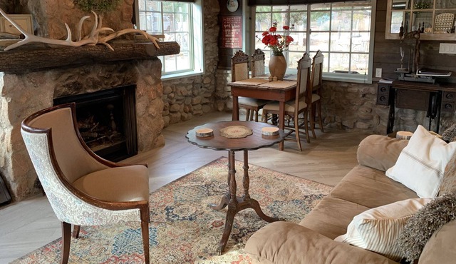Tierra Madre Vineyards B & B - Garden House