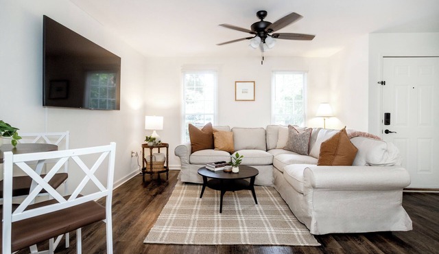 TigerTown Retreat - Comfort Minutes from Campus