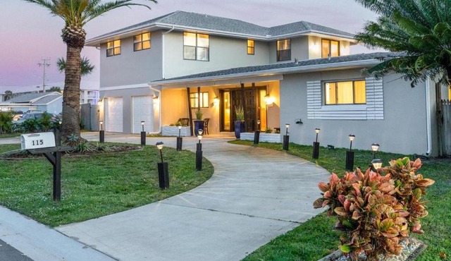 TIKI BLUE SOUTH-GREAT BEACH GETAWAY for 6-10