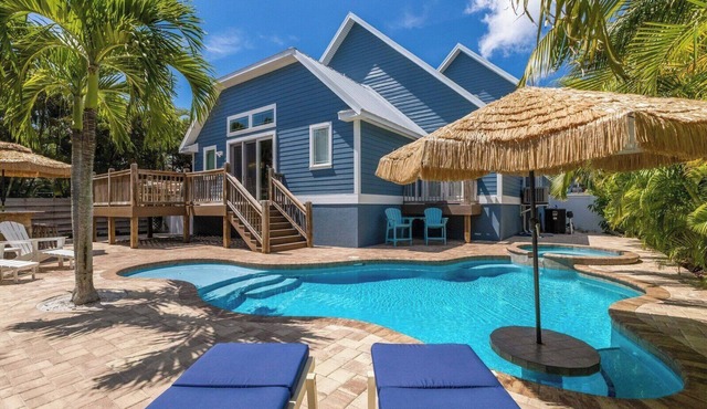 Tiki By The Sea by Duncan Real Estate