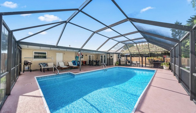 Tiki - Pool-Bar - Near Beaches & Disney-NASA-USSSA