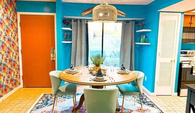 Tiki Time-2BD/2BA/Pools/Grill/Patio-Four Seasons