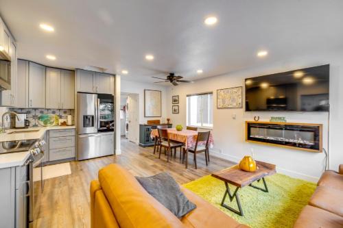 Tillamook Bay Apt Near Marina Fish, Boat and More!