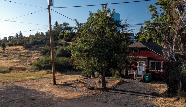 Tilty House in the Hidden Hills