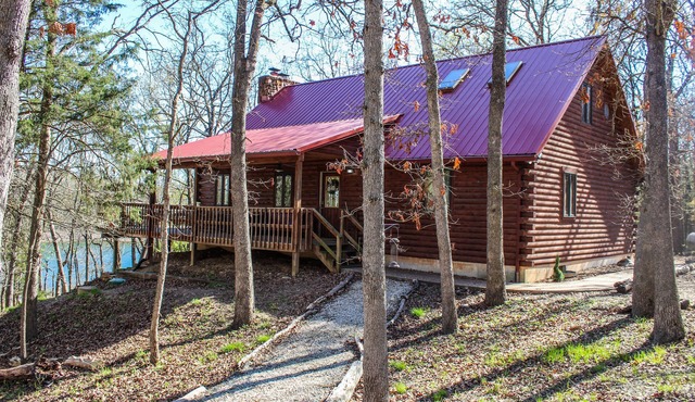 Timber Cove Cabin - a relaxing lakeside retreat