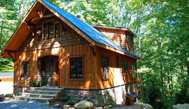 Timber Ridge Cabin Apartment, Forested Retreat Close to Natchez Trace, Franklin!