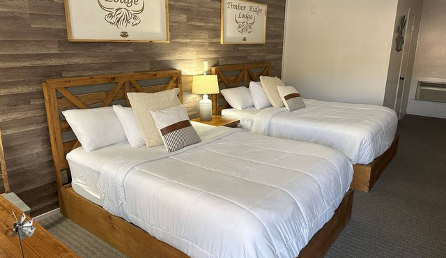 Timber Ridge Lodge - Walking Distance from Downtown Gatlinburg