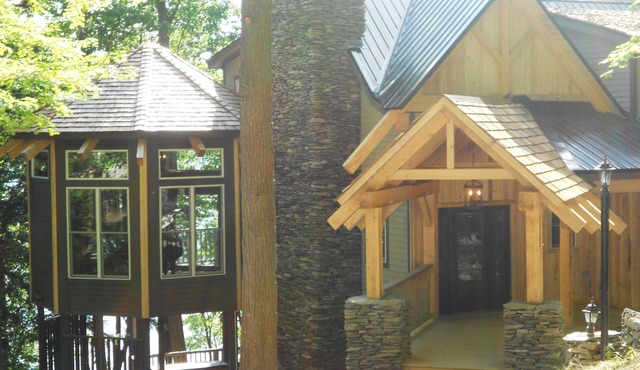 Timberframe Spa Lodge in the woods on Skaneateles Lake, NY