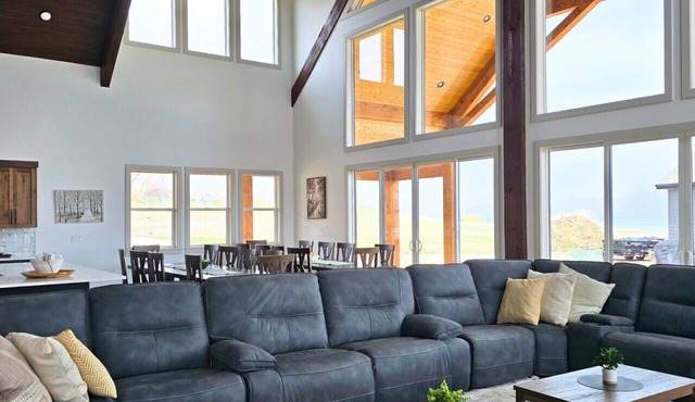 Timberhaven Cabin | Bear Lake Retreat | Sleeps 40+