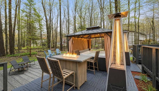 Timberline Social House | Game Room | Fire Pit