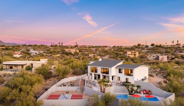 Time-Out in Tucson! Heated Pool/Hot Tub/Game Room/Fire Pit/Pickleball