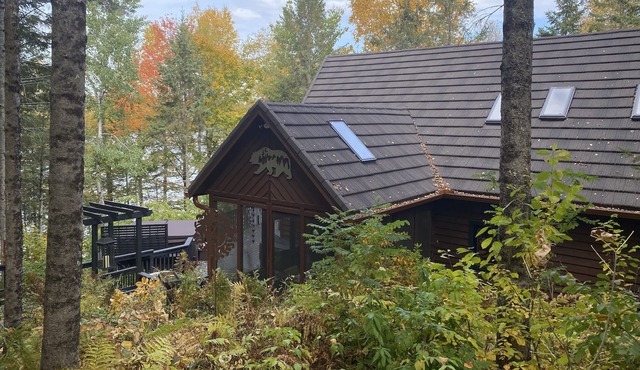 Time to make reservations for your summer vacation on Hunter Lake!!