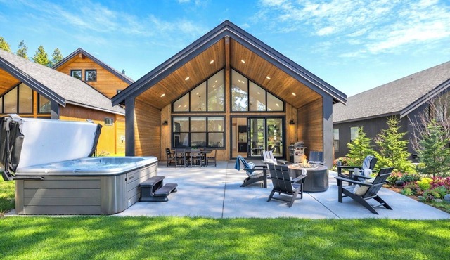 Time Together Is the Real Luxury+Spa/GameRm | 1PM In Out