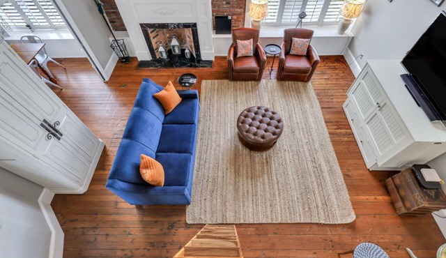 Timeless Apt-Downtown Savannah-Sleeps 4