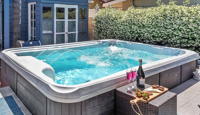 Timeless Charm by the Coast – Vintage Beach Bungalow