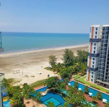 Timurbay Seafront Residence by Hobex