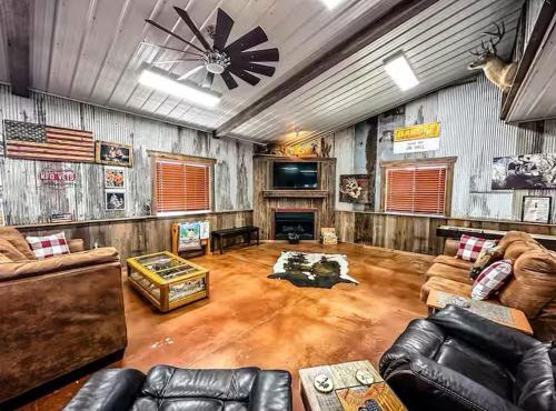 Tinbuck2 Lodge