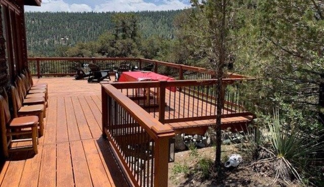 Tincup Cabin at Deer Valley Ranch. Family friendly w/resort amenities included