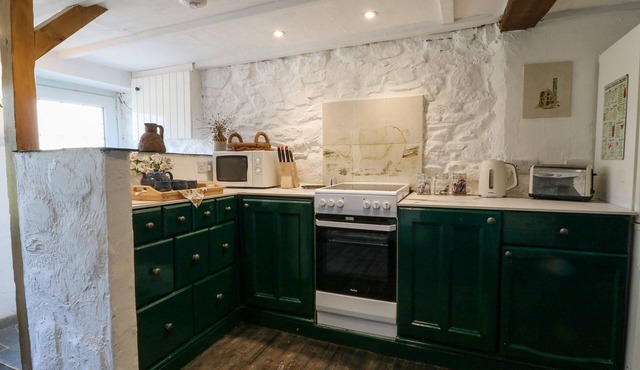 TINNERS, romantic, character holiday cottage in Gunnislake