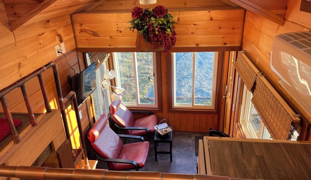 Tiny Cabin in NC with Big Views of the Blue Ridge Mountains from every window