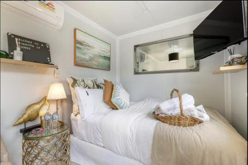 Tiny Home Beach Serenity!