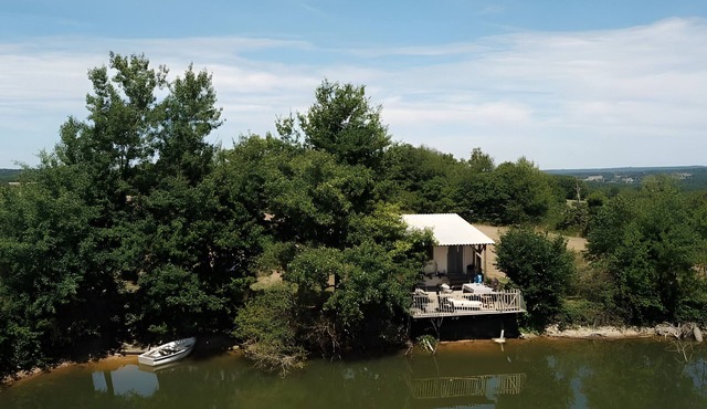 Tiny Home 'Bord De L'étang - Iri' with Lake View, Shared Pool and Private Terrace