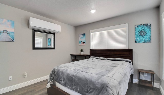 Tiny Home For Two. Pet-Friendly With A Lot of Privacy In Olivehurst.