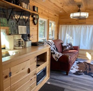 Tiny Home Glamping Home w Heat in winter