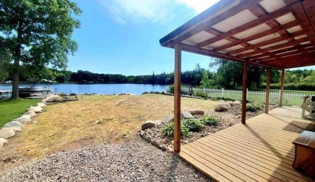 Tiny home, Horseshoe Lake!