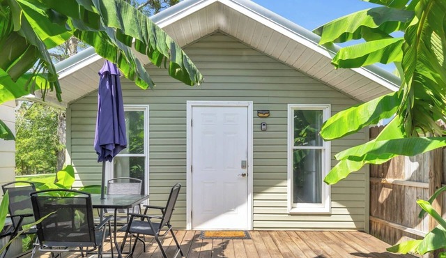 Tiny Home near DT, Private and Quiet